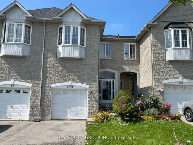 220 Yorkland Street, Richmond Hill