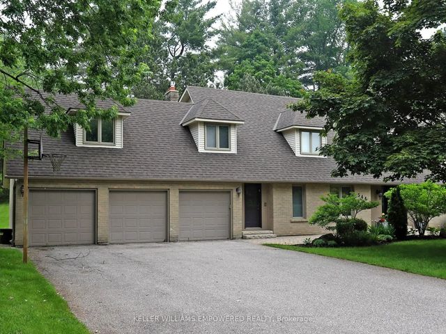 544 Woodland Acres Crescent, Vaughan