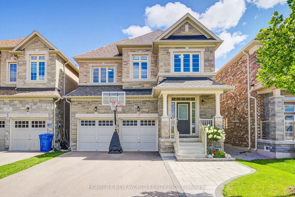 11 Conductor Avenue, Whitchurch-Stouffville
