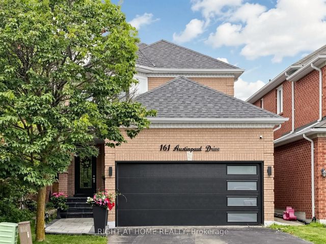 161 Austin Paul Drive N, Newmarket