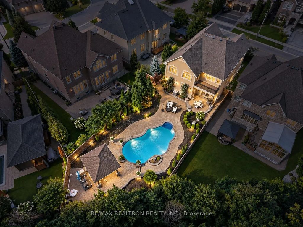 283 Lady Valentina Avenue, Vaughan