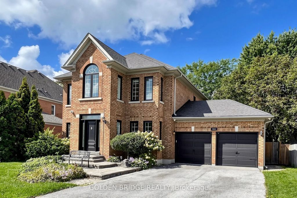 913 Ivsbridge Boulevard, Newmarket