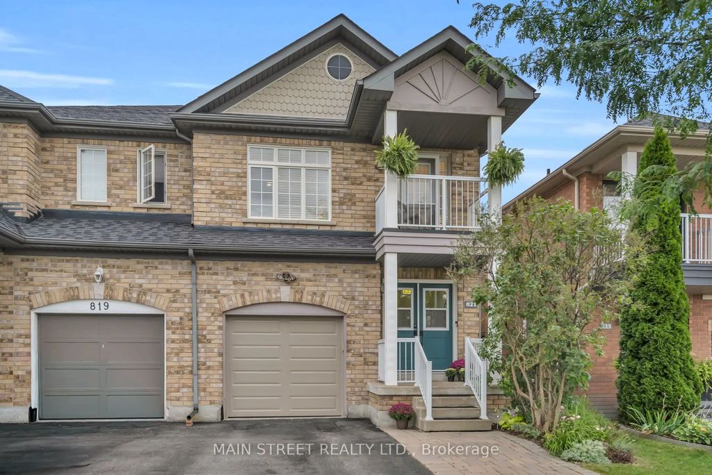 821 Joe Persechini Drive, Newmarket