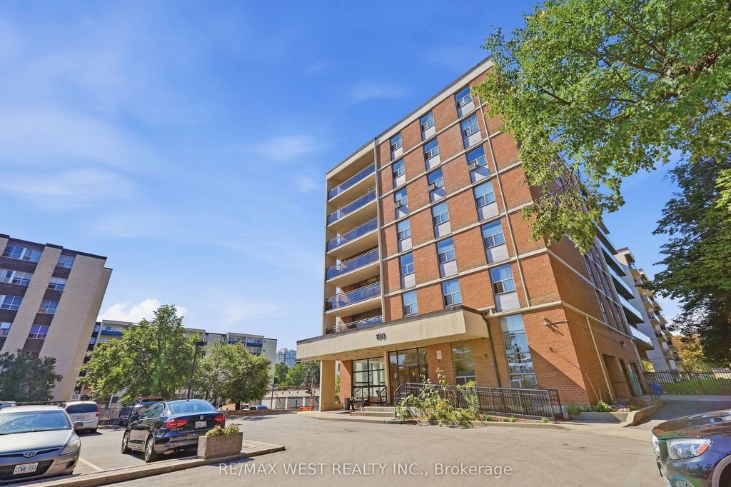 180 Dudley Avenue 302, Markham