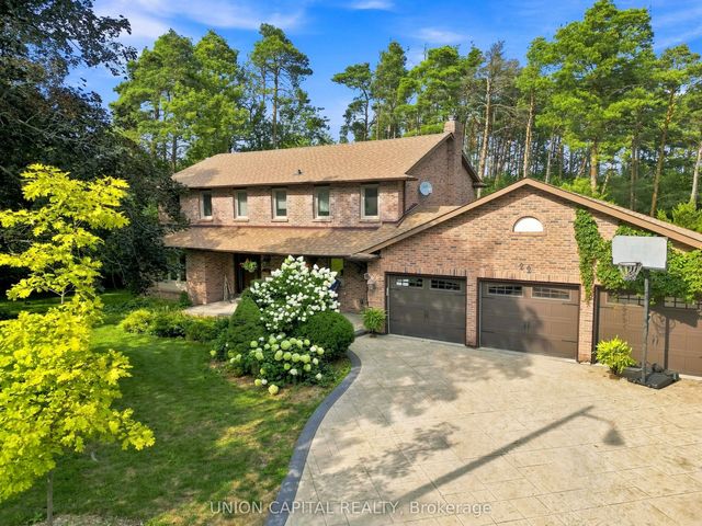 22 Cynthia Crescent, Richmond Hill