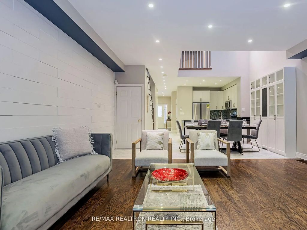 224 Yorkland Street, Richmond Hill