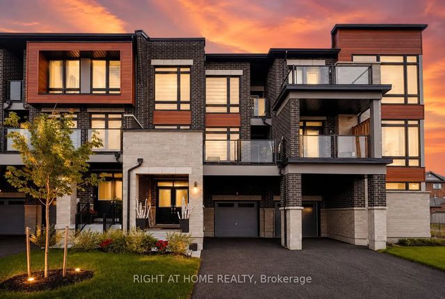 279 Moody Drive, Vaughan