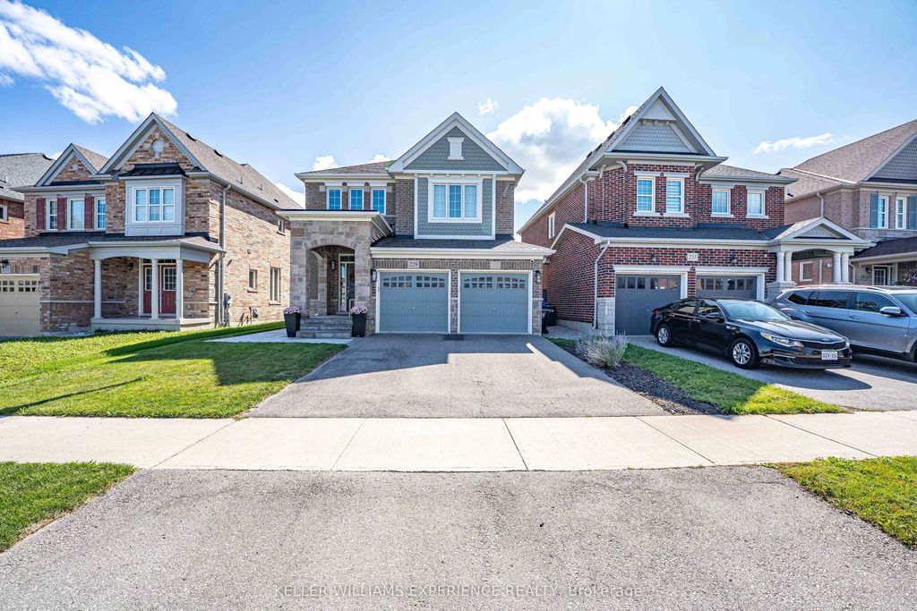 229 Blue Dasher Boulevard, Bradford West Gwillimbury