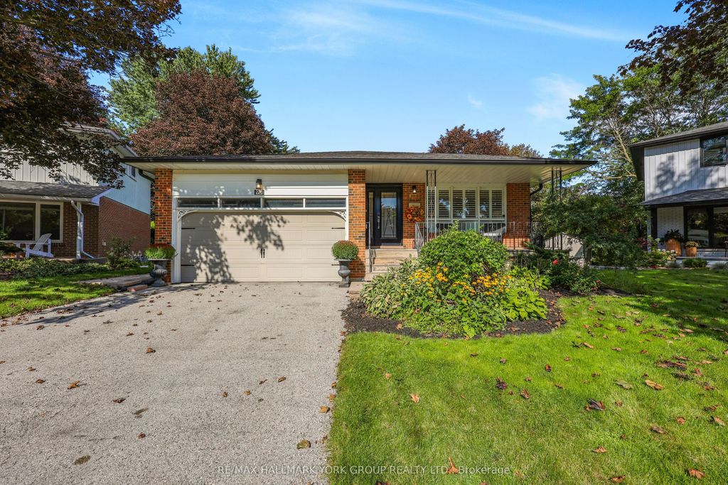 93 Julia Court, Newmarket