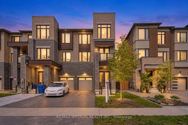 212 Vermont Avenue, Newmarket