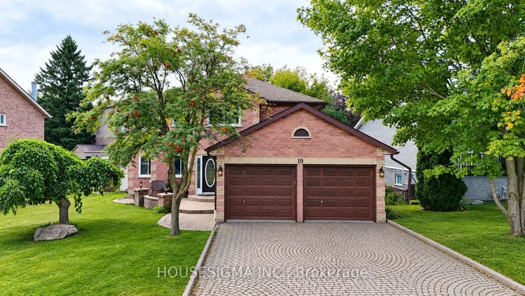 19 Magani Avenue, Bradford West Gwillimbury
