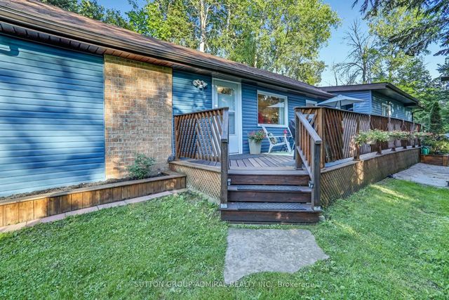 1087 Elm Street, Innisfil