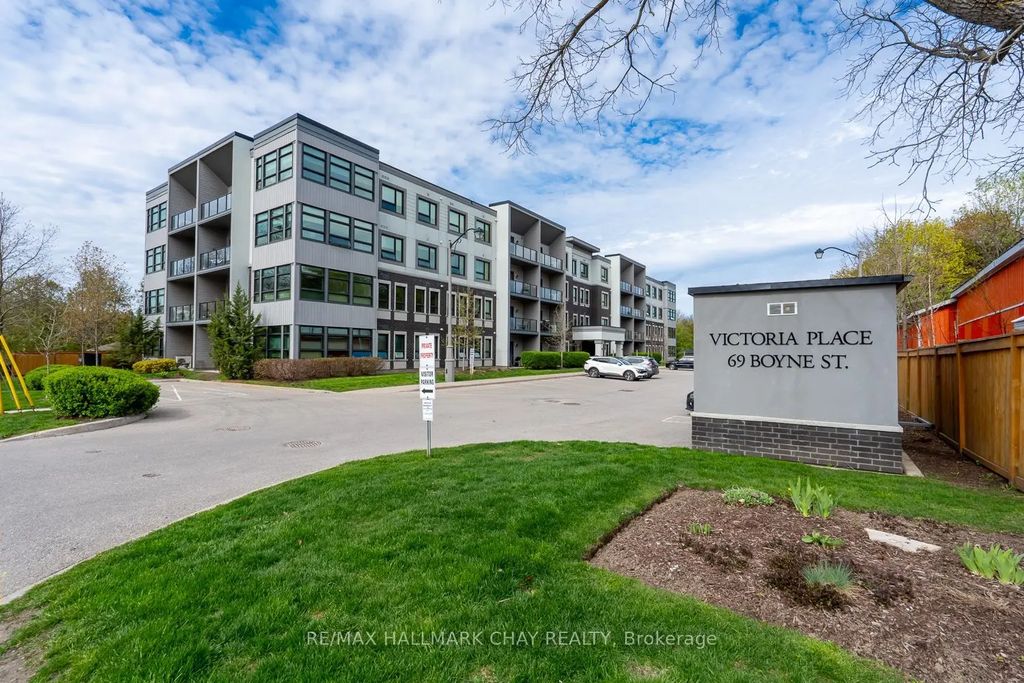 69 Boyne Street 103, New Tecumseth