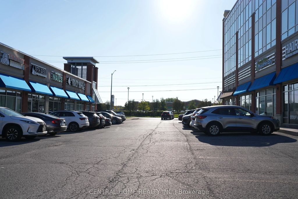 11685 Yonge Street B104, Richmond Hill