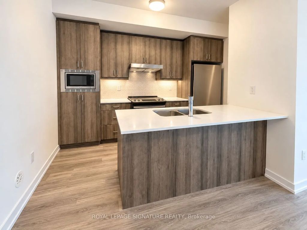 3 Bancroft Lane 216, Richmond Hill