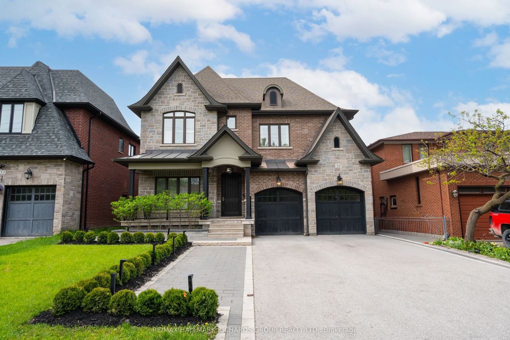 50 Weldrick Road W, Richmond Hill