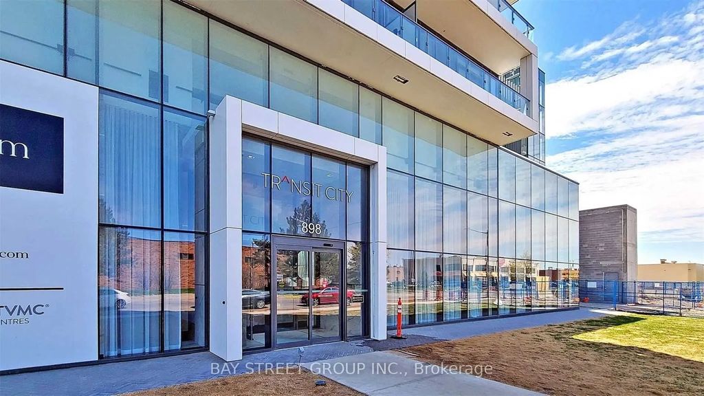 898 Portage Parkway 902, Vaughan