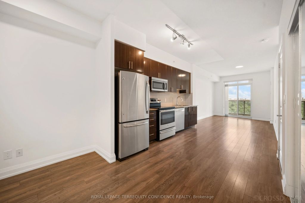 7161 Yonge Street 727, Markham