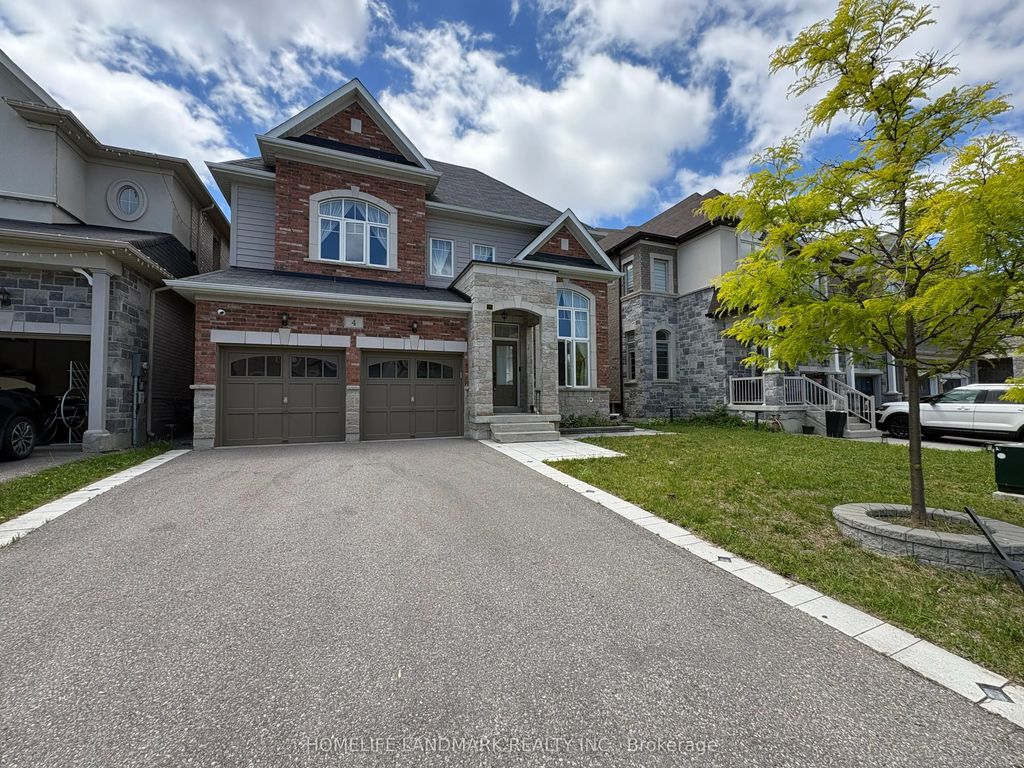 4 John Weddell Avenue, East Gwillimbury