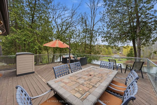 104 Riverbank Drive, Georgina