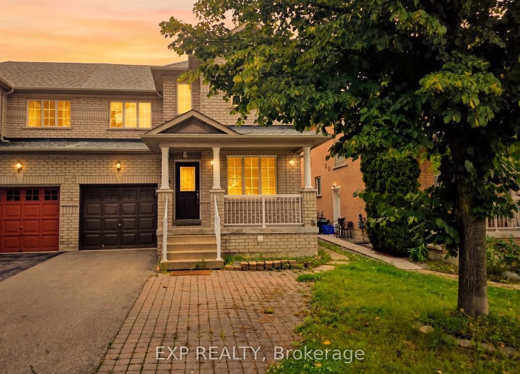 384 Flagstone Way Upper, Newmarket