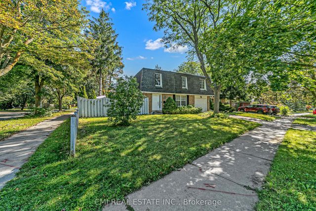 39 Brightway Crescent, Richmond Hill
