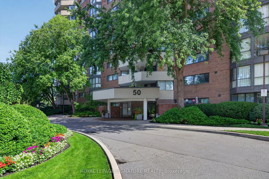 50 Baif Boulevard 1210, Richmond Hill