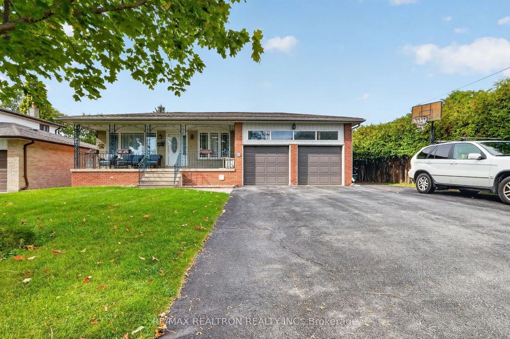 2 Captain Armstrong Lane, Markham