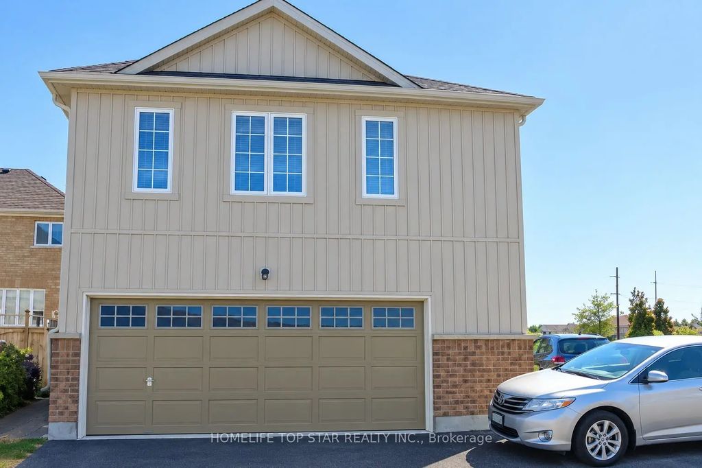29 Woodway Lane Coach House, Markham