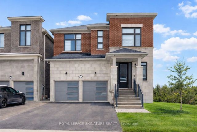 71 Maple Fields Circle, Aurora