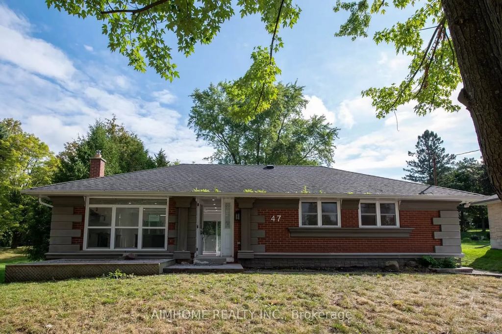 47 Belfry Drive, Newmarket