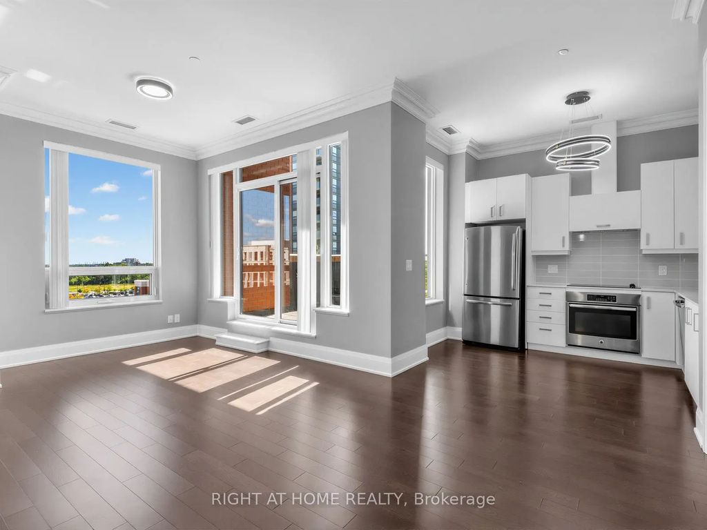 28 Uptown Drive Ph16, Markham