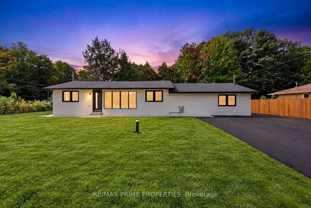 6 Maple Avenue, Georgina