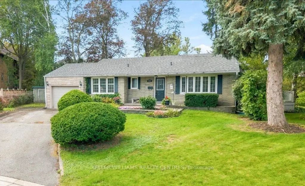228 Kathryn Crescent, Newmarket