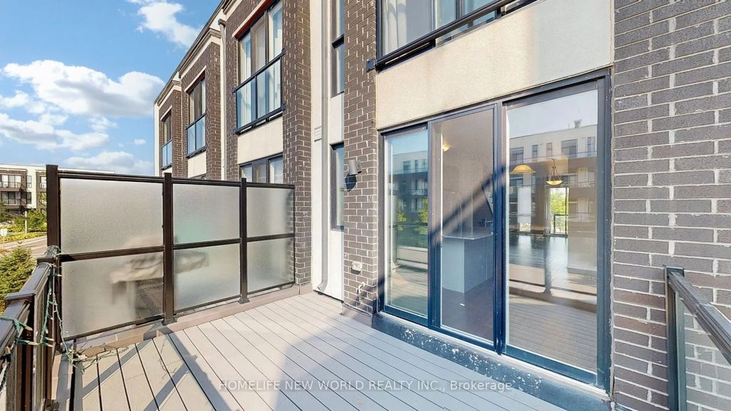 1697 Bur Oak Avenue, Markham