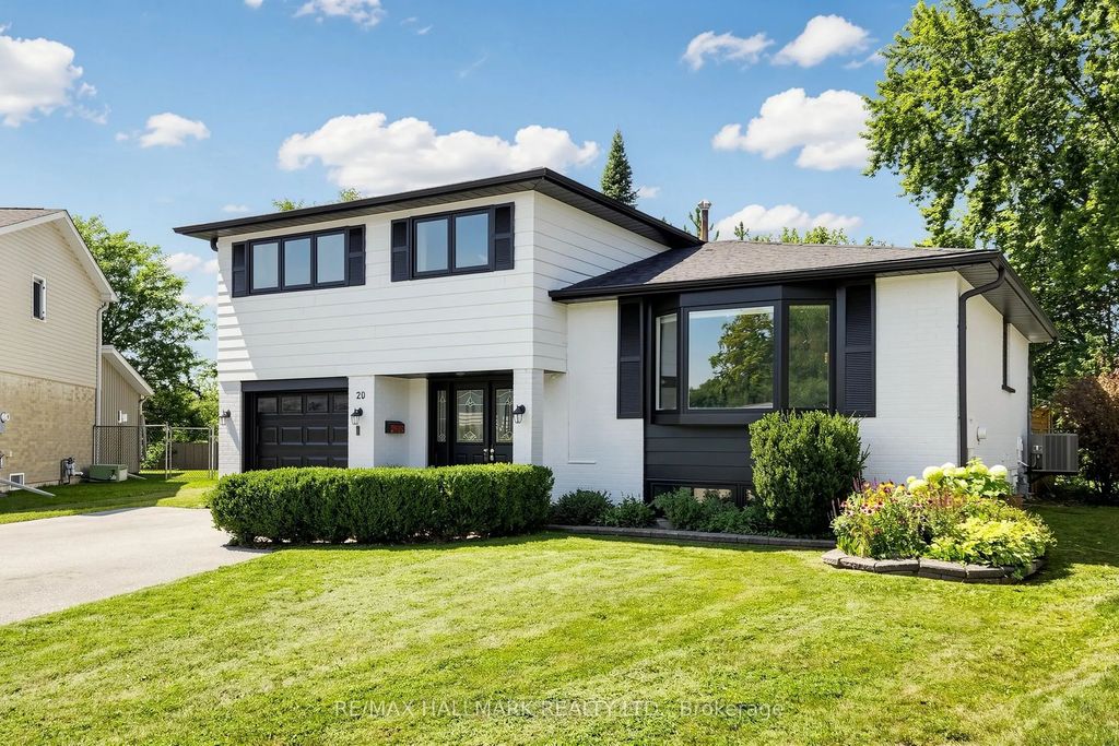 20 Oak Court, Aurora