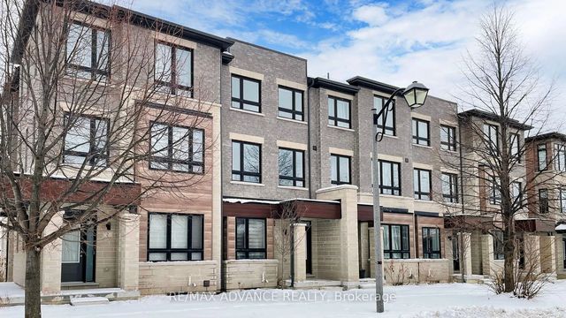 4 Carole Bell Way, Markham
