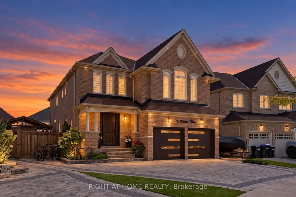 35 Empire Drive, Bradford West Gwillimbury