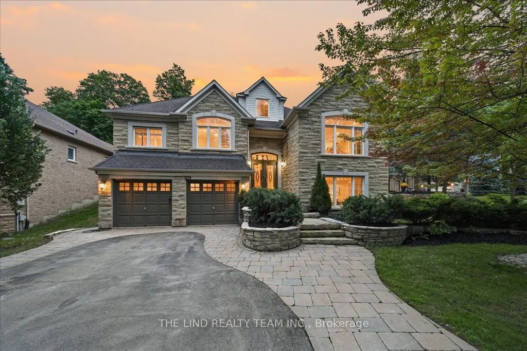 109 Willis Drive, Aurora