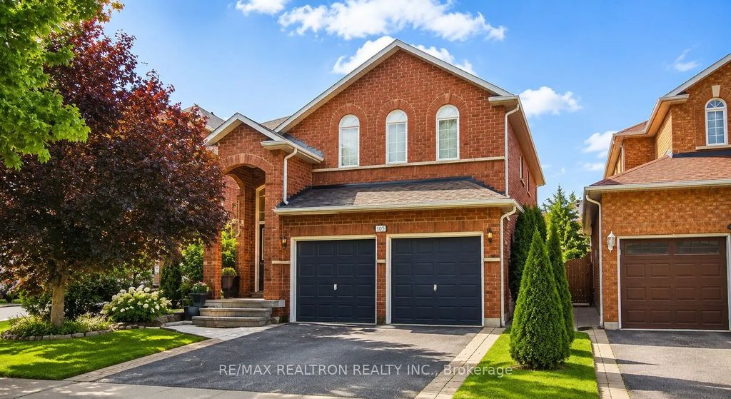 215 Drummond Drive, Vaughan