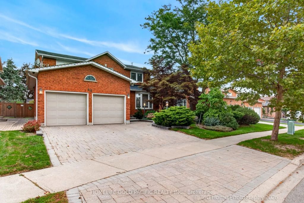 48 Captain Francis Drive, Markham