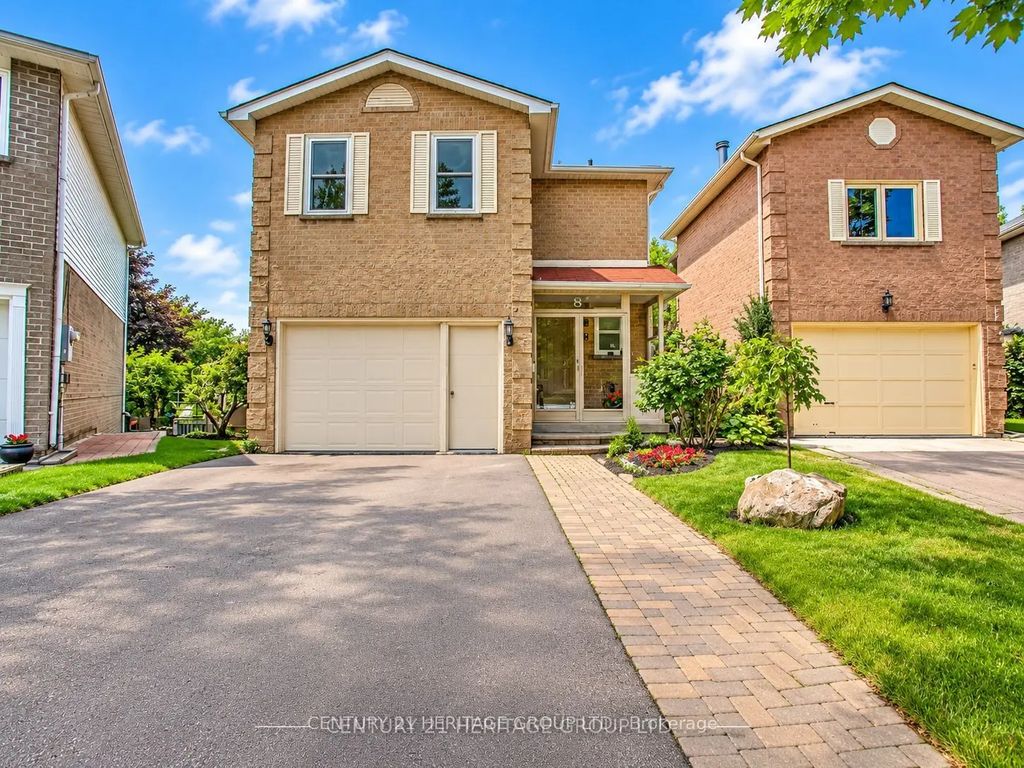 8 Park Lane Circle Main, Richmond Hill