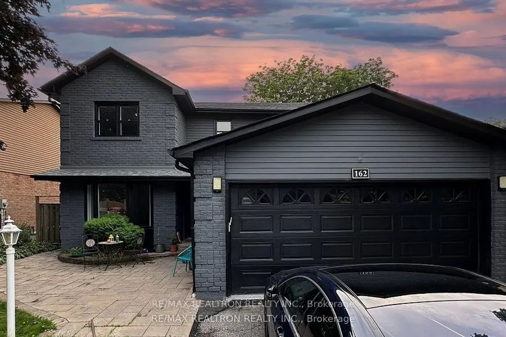 162 Walton Drive Basement, Aurora