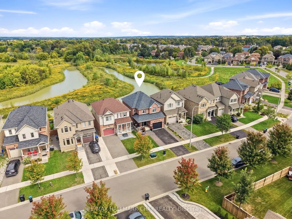 56 Strachan Trail, New Tecumseth