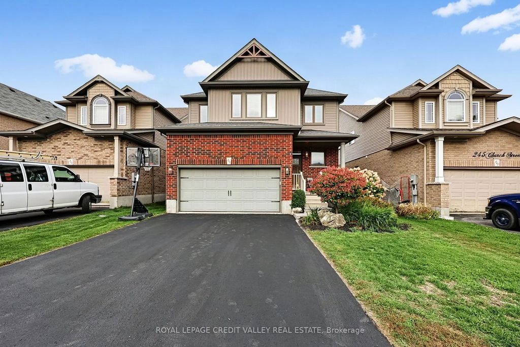 247 Church Street N, New Tecumseth