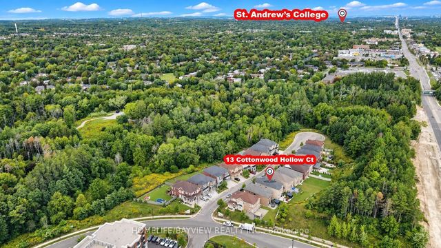 13 Cottonwood Hollow Court, Aurora