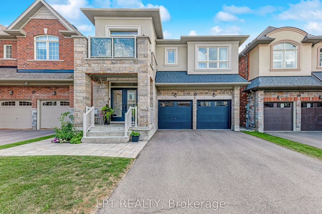 33 Mondial Crescent, East Gwillimbury
