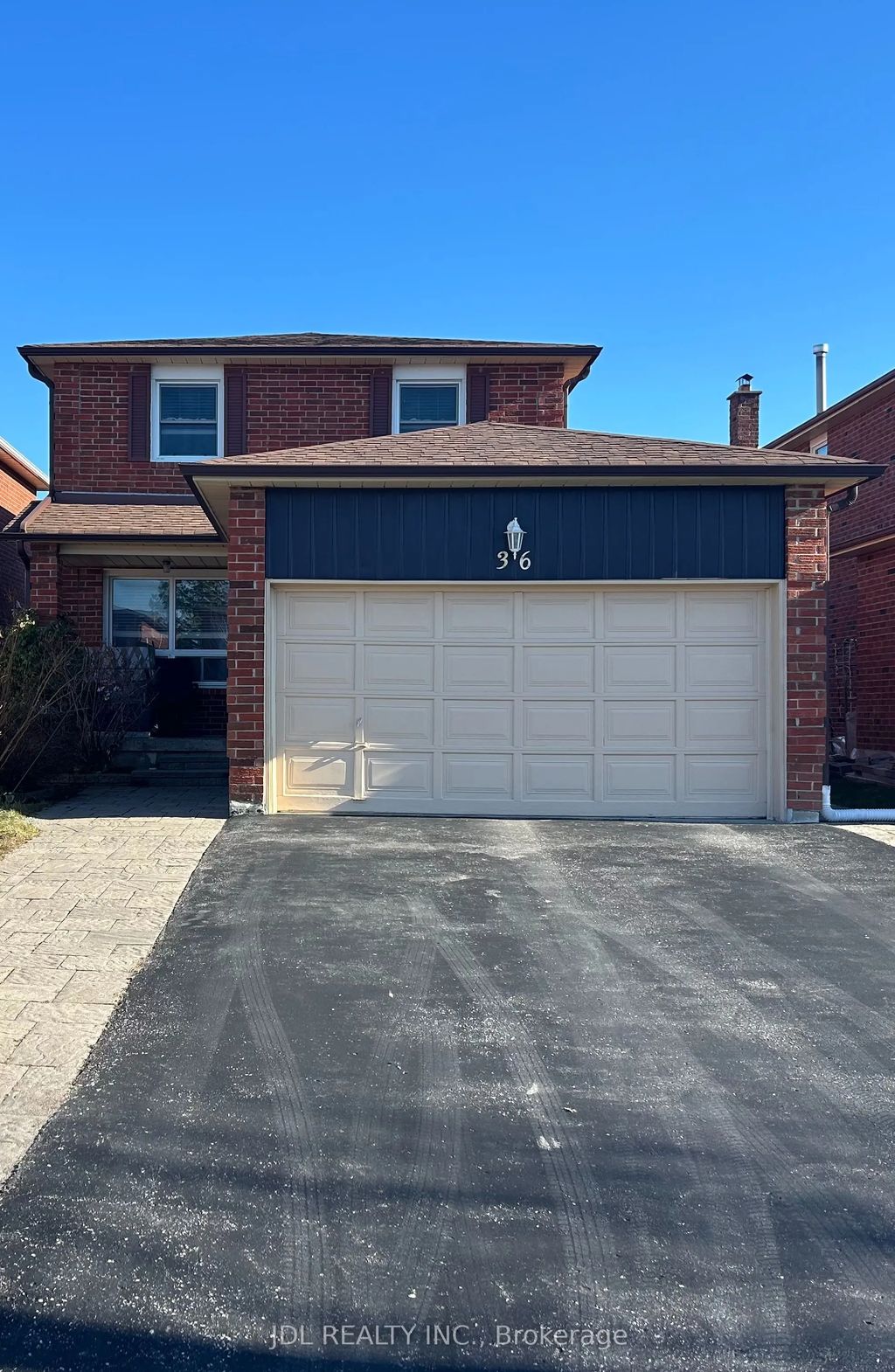 36 Bendamere Cres Crescent Entire Two-bedroom Bsmt, Markham