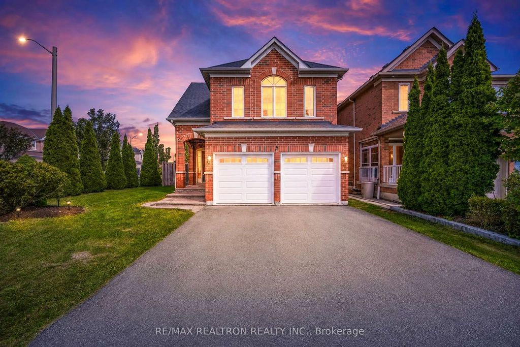 5 Mirando Street, Richmond Hill