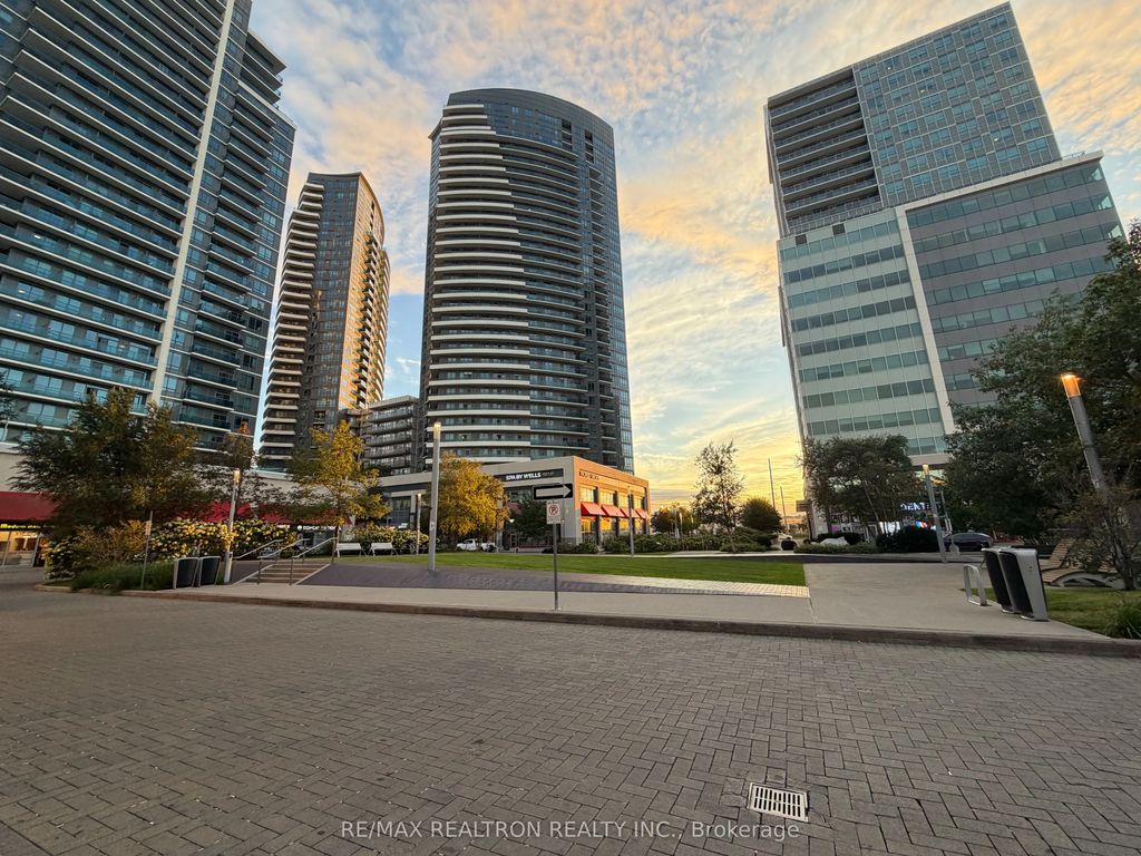 7171 Yonge Street 1703, Markham